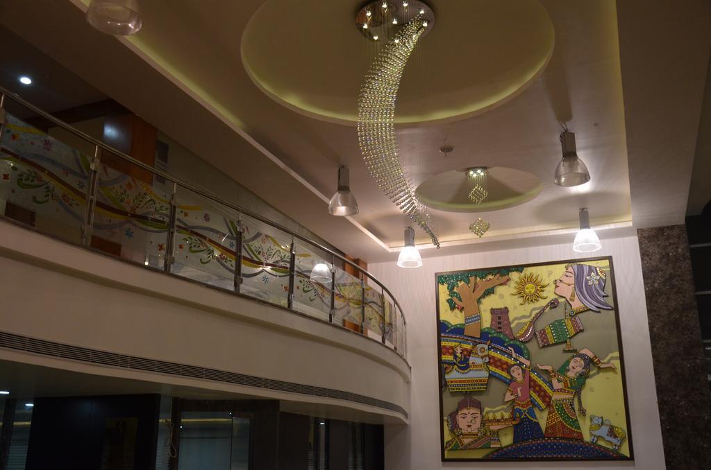 Sanu International Hotel Nāmakkal Exterior foto
